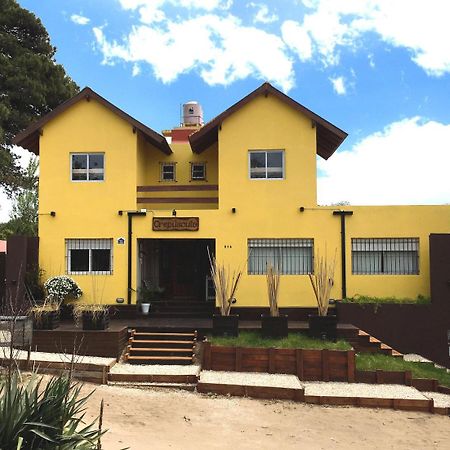 Hostel Crepusculo Villa Gesell Eksteriør bilde